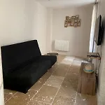 Charmante Petite Maison אנטיב