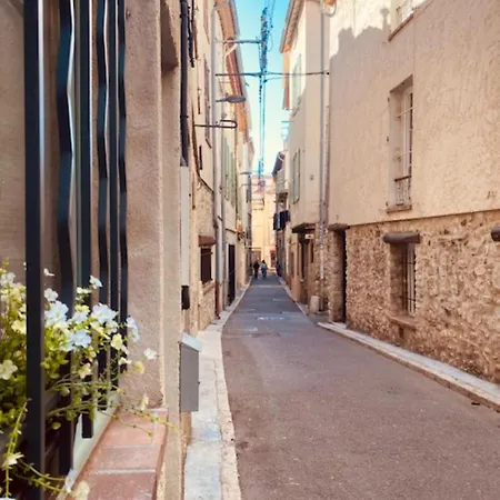 Charmante Petite Maison Αντίμπ