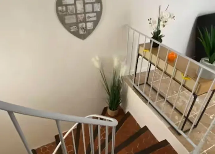 Сasa de vacaciones Charmante Petite Maison Antibes