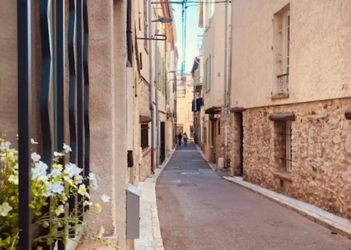 Charmante Petite Maison Antibes